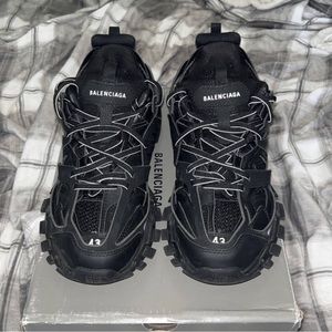 LED tracks need gone to pay rent as soon as possible